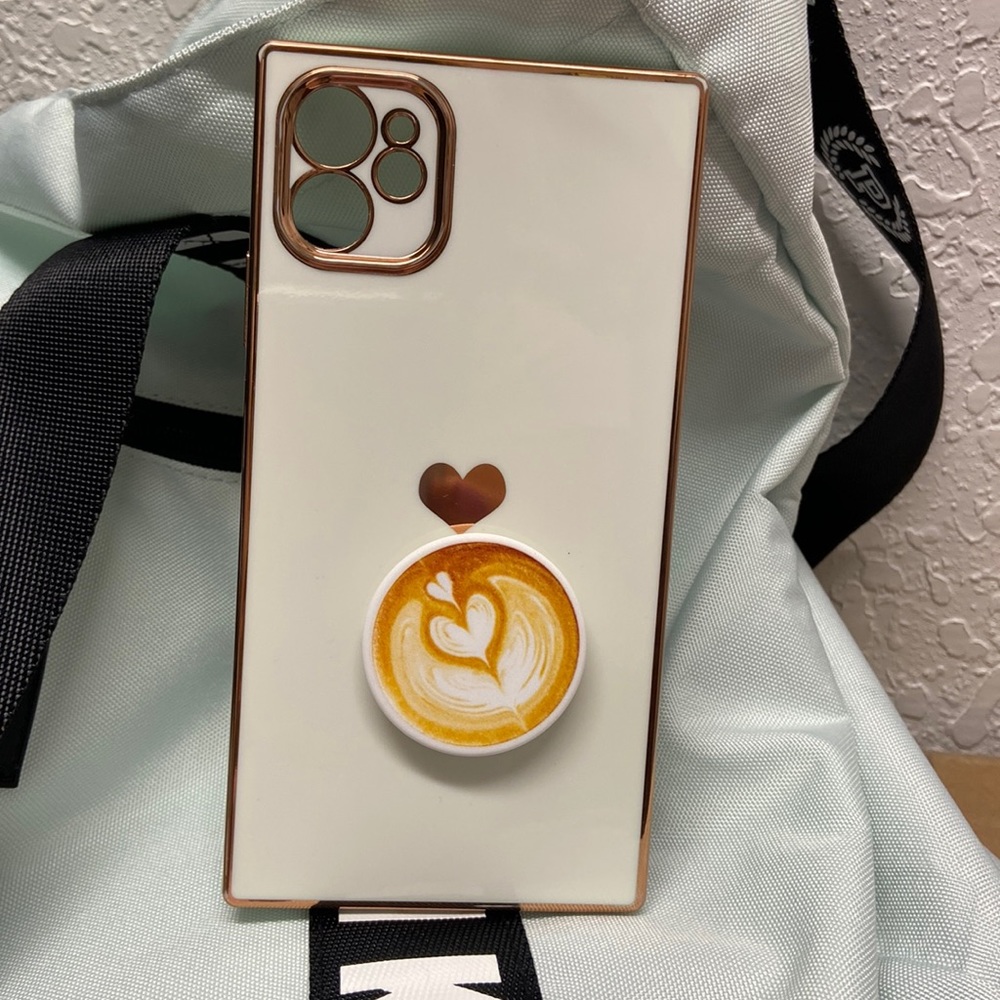 iPhone 11 case-white & Gold